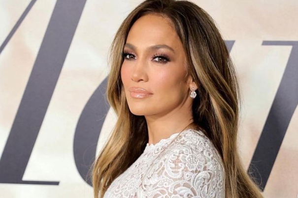 Jennifer Lopez estalla contra invitados que filtraron videos de su boda