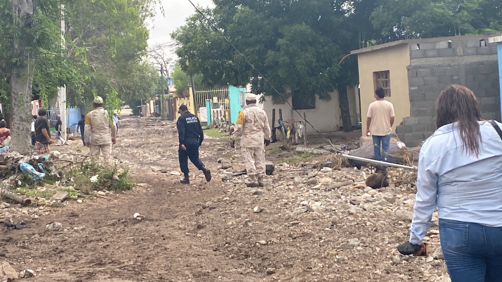 Autoridades inician limpieza en Múzquiz, estiman más de 5 mil viviendas afectadas