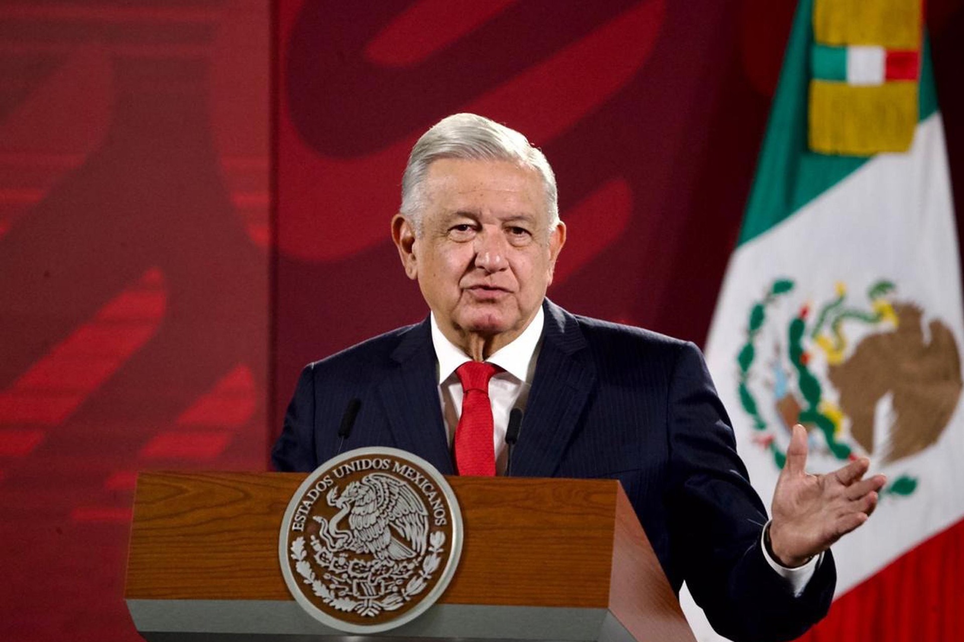 '¿Qué ha ganado el PRI con esa alianza?', cuestiona AMLO sobre Va por México