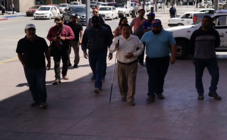 Buscan InDrivers regularizarse en Coahuila
