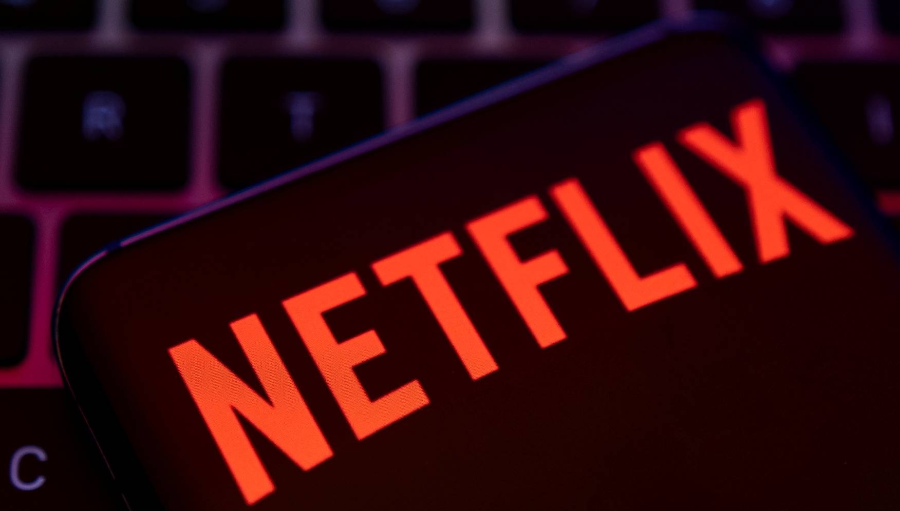 ¿A partir de cuándo Netflix comenzará a cobrar por usuarios compartidos?