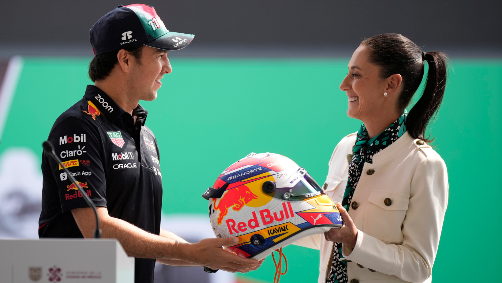 Tras llamarlo evento 'fifi', Claudia Sheinbaum 'esta feliz' de que la F1 esté en México