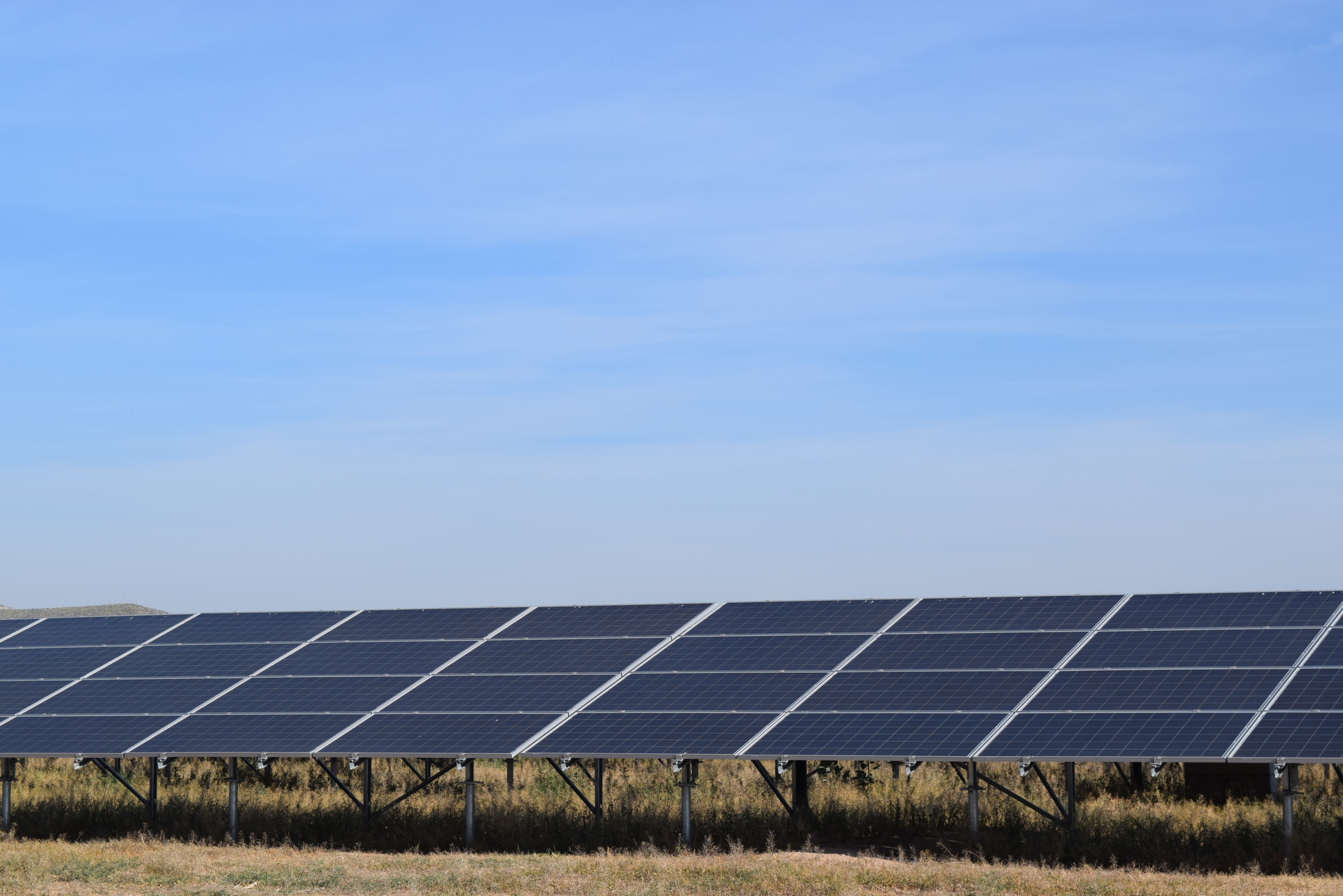 AMLO proyecta cinco nuevos parques solares en el norte de México