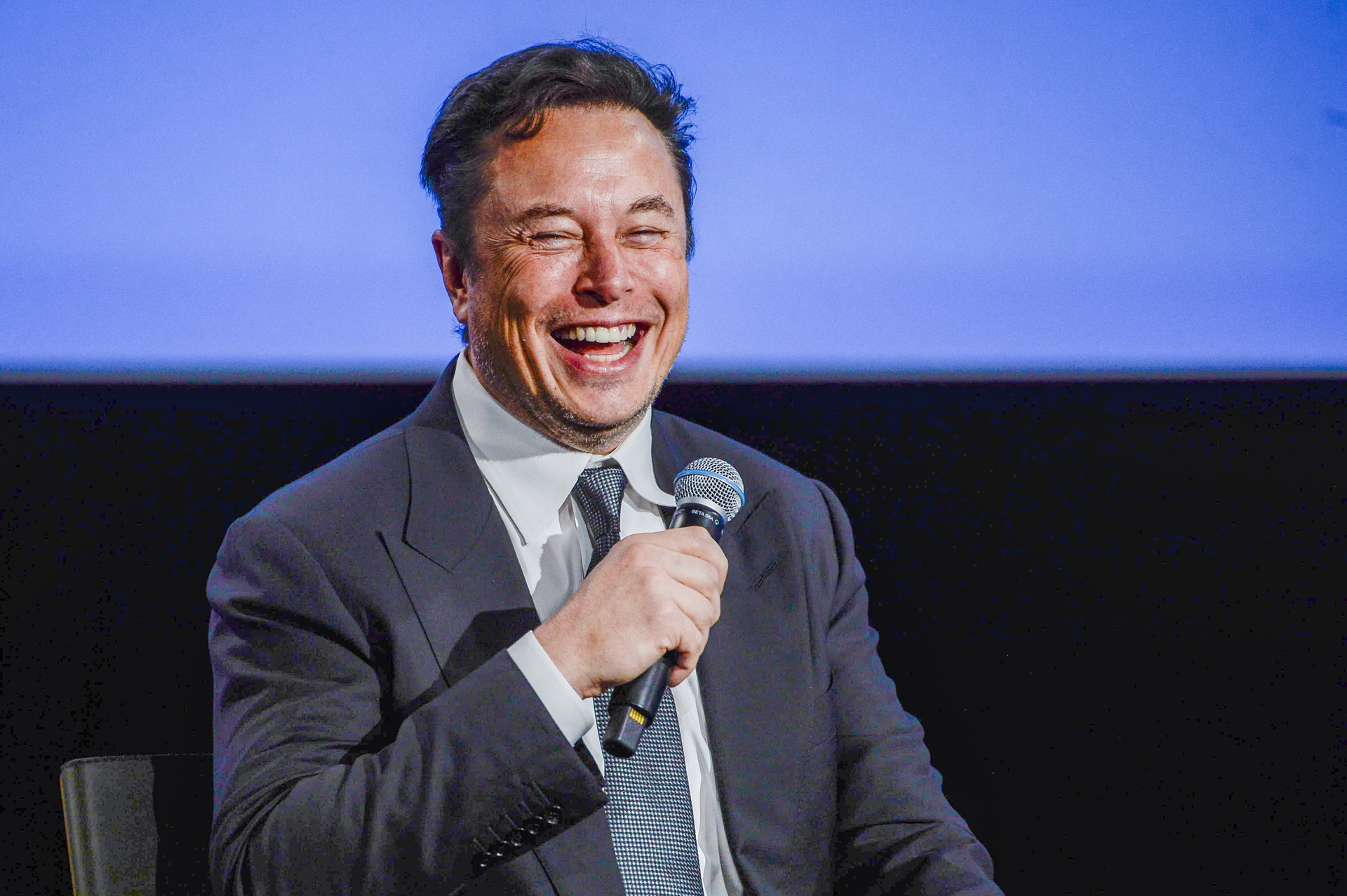 Elon Musk dice que Twitter deber ser 'la fuente de información más precisa del mundo'