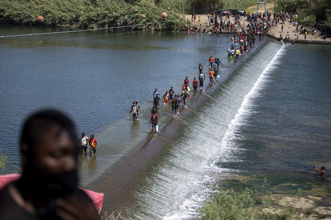 Operativos han disminuido flujo de migrantes: Riquelme