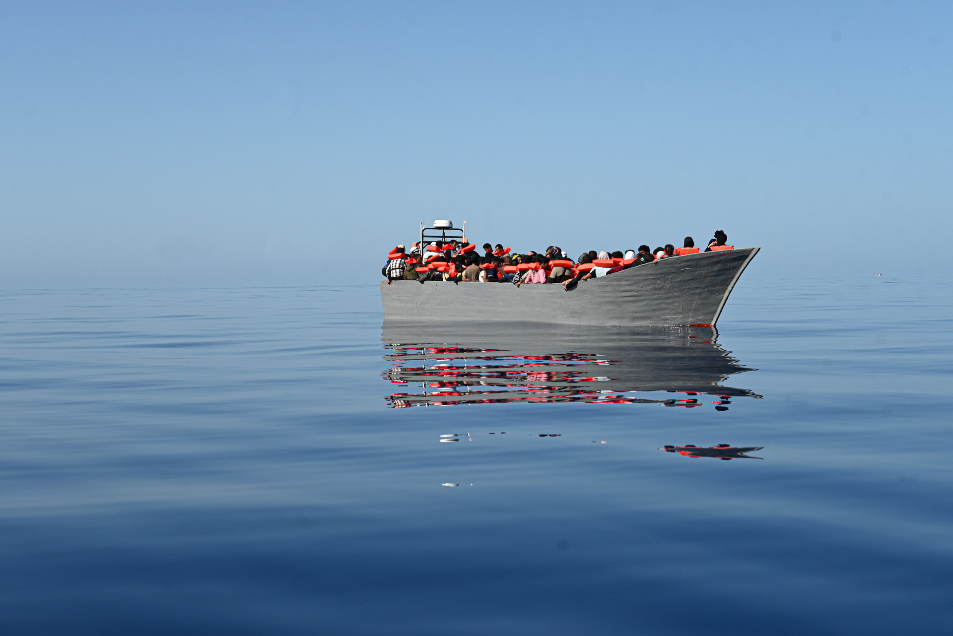 Francia considera 'inaceptable' la actitud del Gobierno italiano por rechazar a migrantes