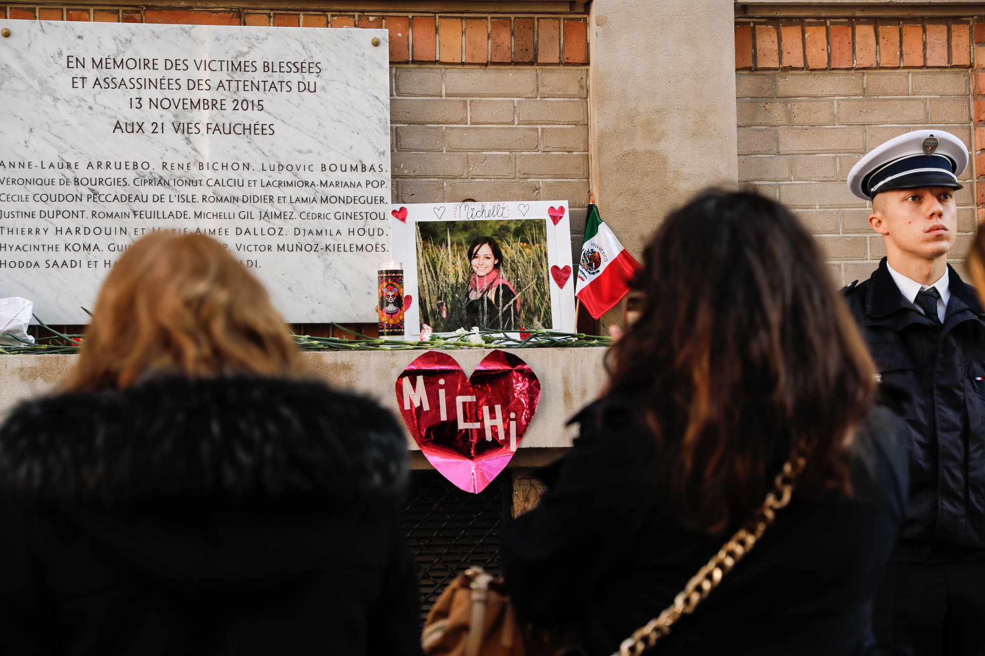 París realiza homenaje a las víctimas del ataque terrorista del 13 de noviembre de 2015