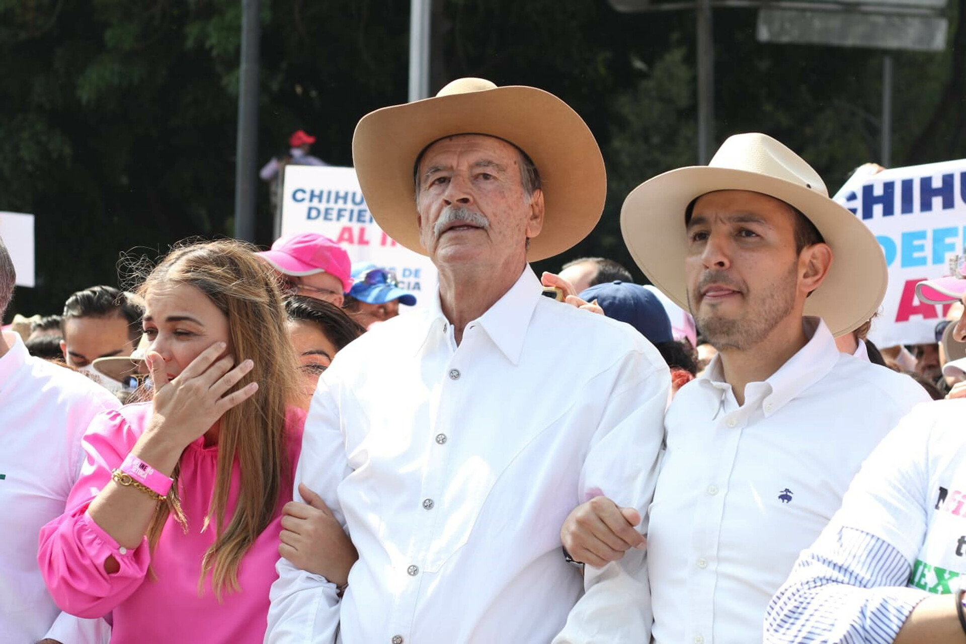 López es un resentido, un donnadie: Vicente Fox