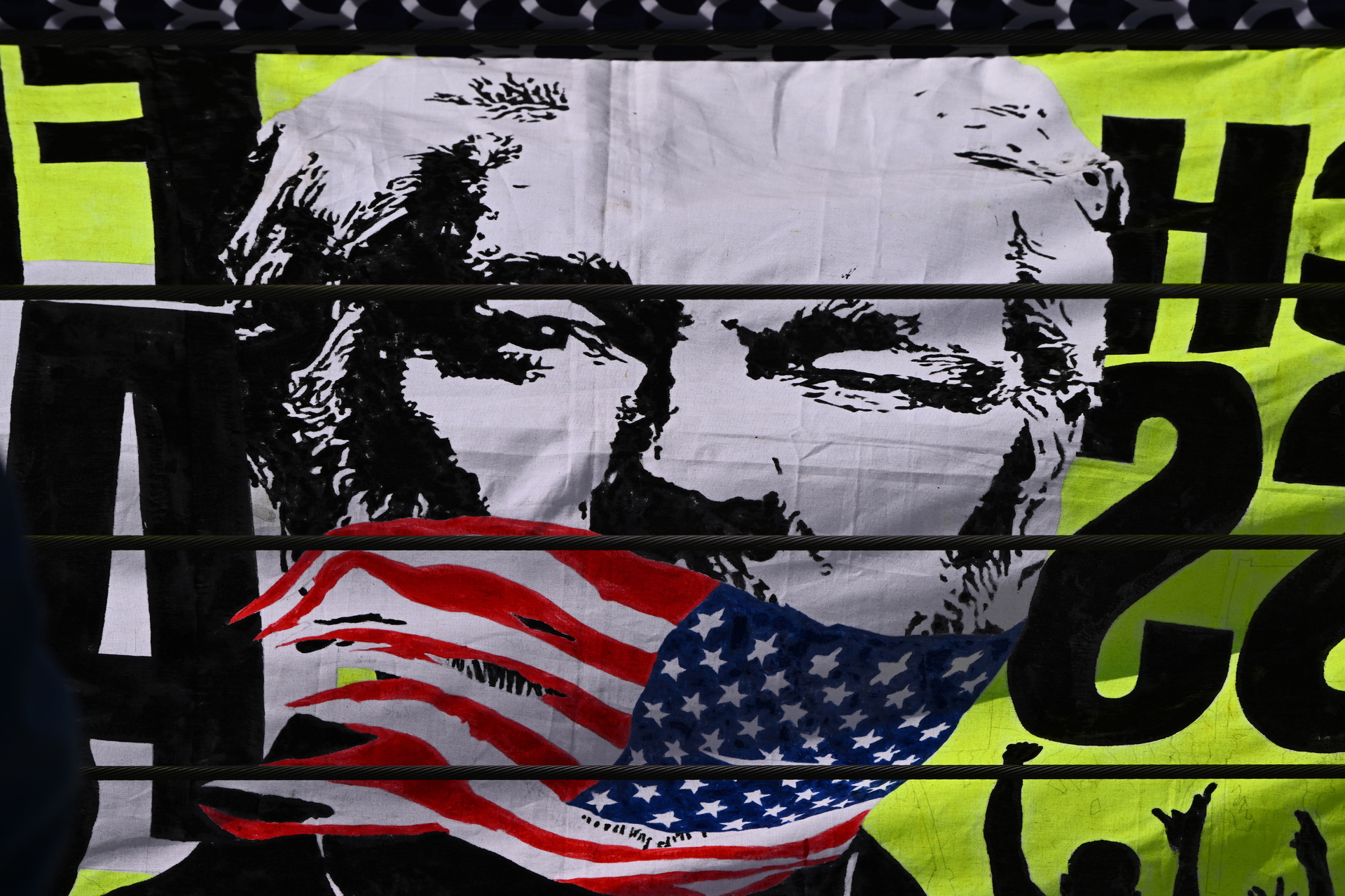 Gustavo Petro se compromete a presionar a EUA por Julian Assange