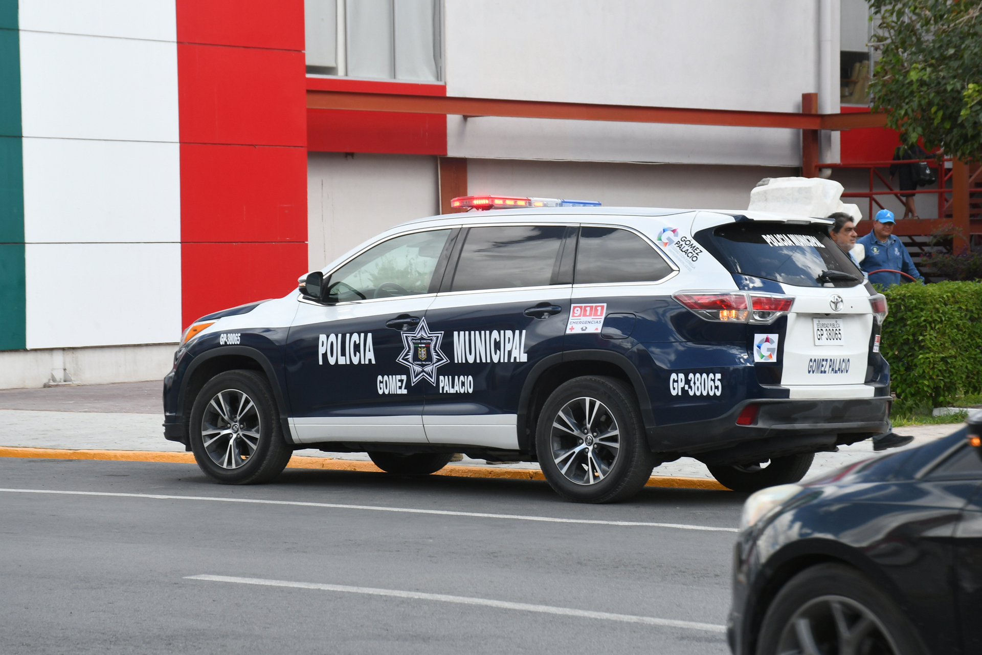 Policías municipales de Coahuila encabezan quejas en Derechos Humanos