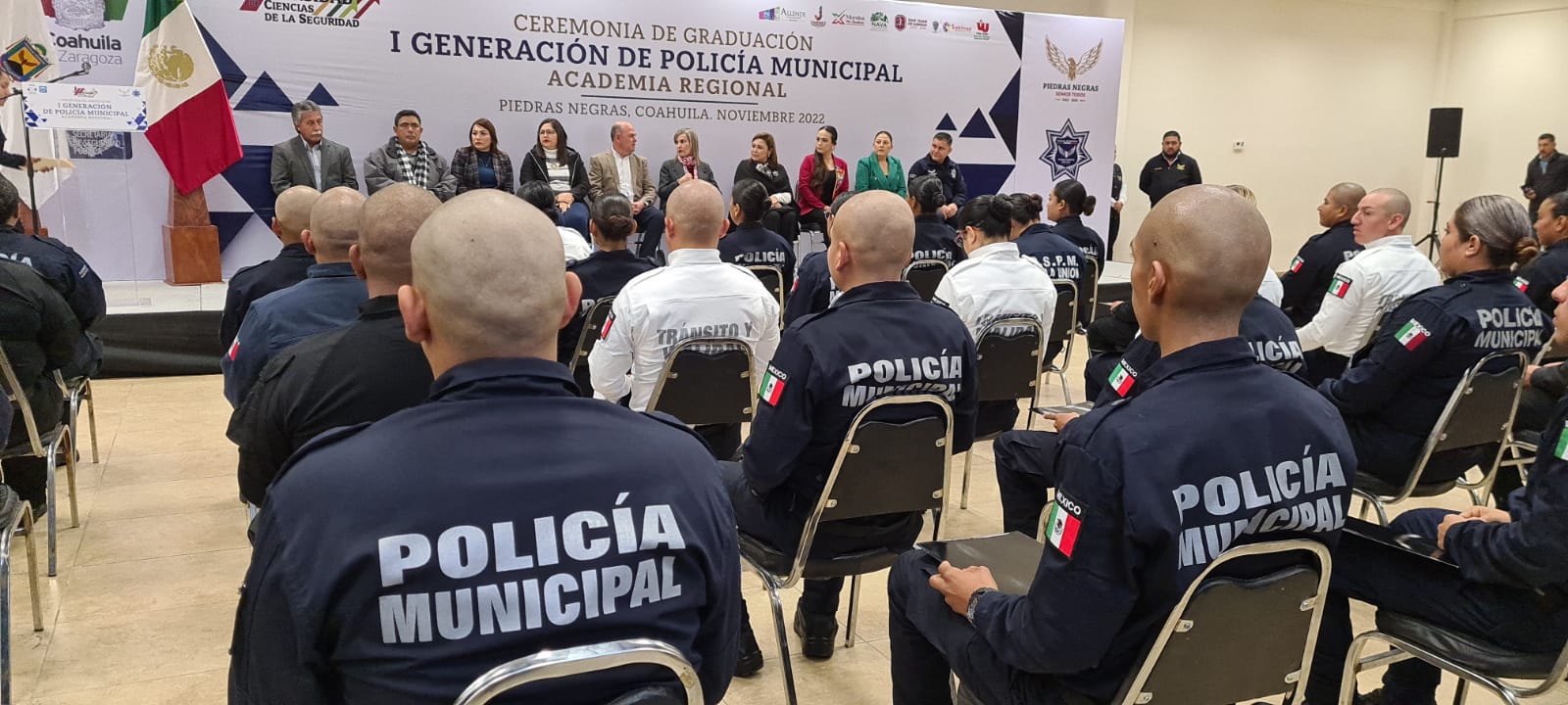 Se gradúa primera generación de Academia Regional del norte de Coahuila