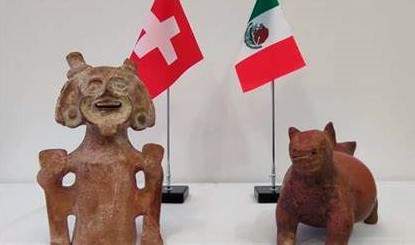 Suiza regresa a México dos esculturas funerarias precolombinas confiscadas en Basilea