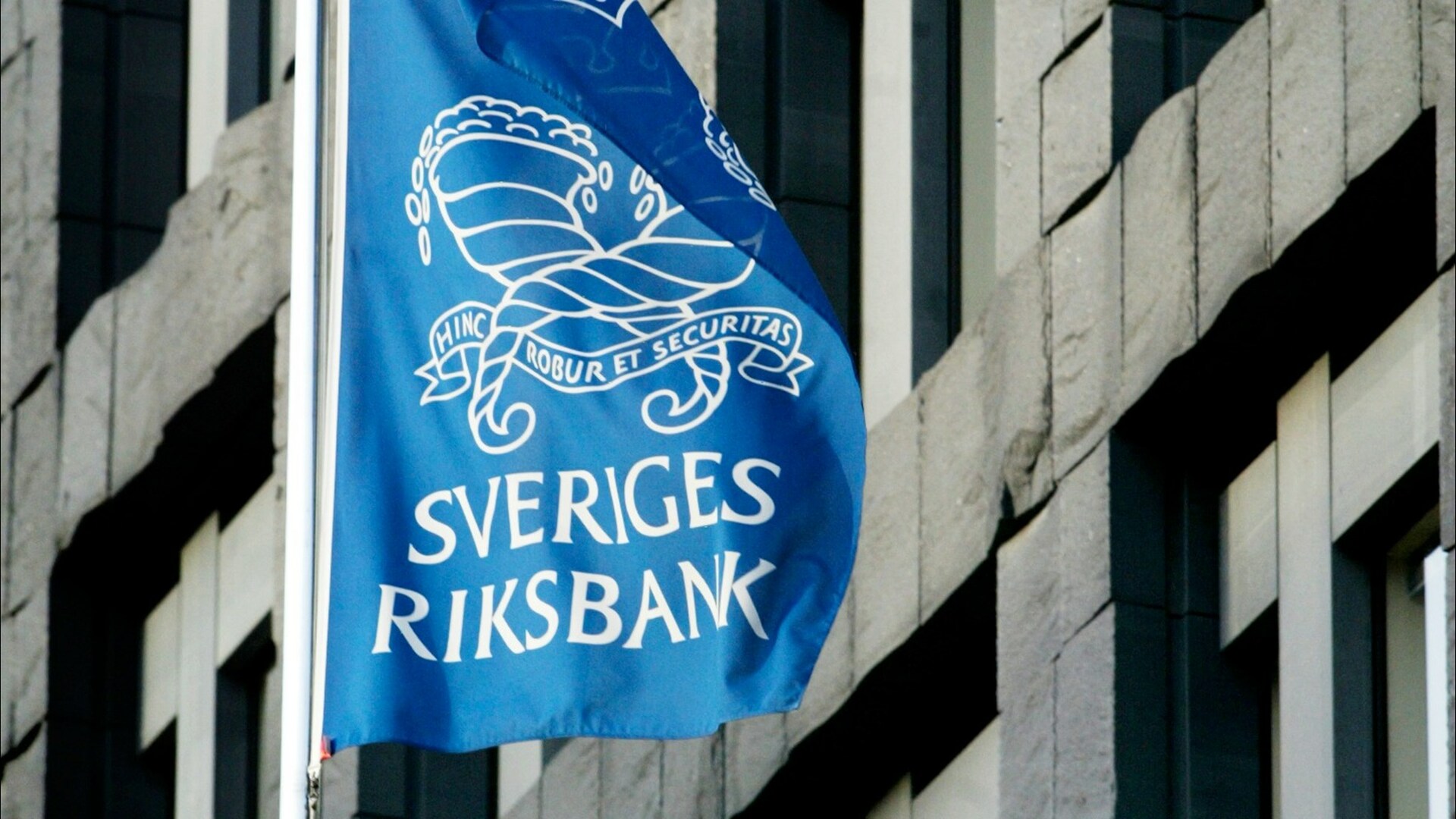 Suecia eleva tasas de interés a 2.25%, el nivel más alto en 14 años