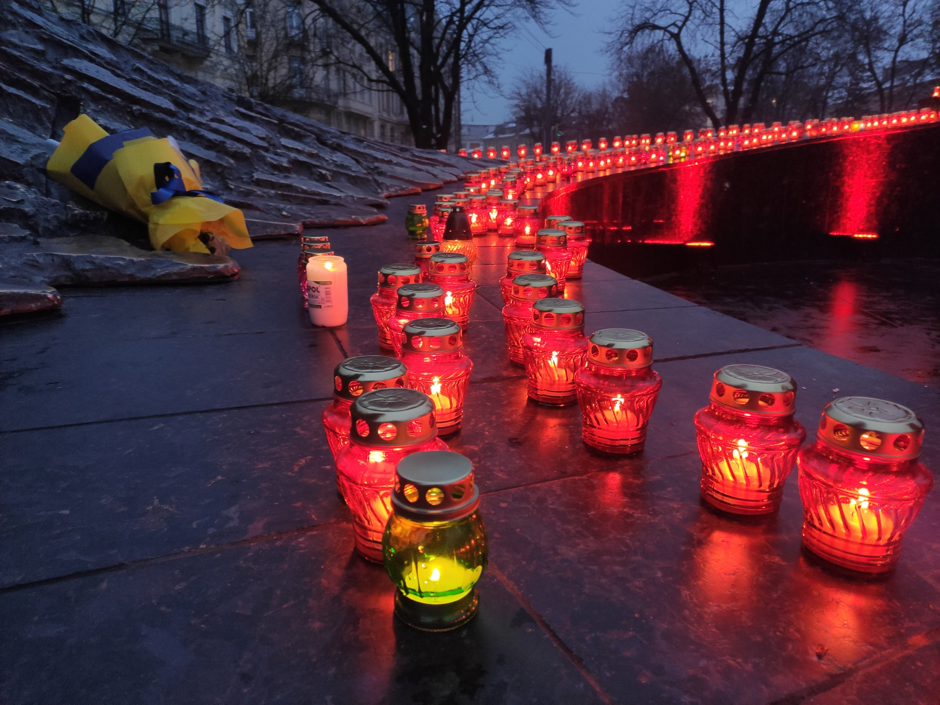 Ucrania recuerda a víctimas de la hambruna provocada por Moscú