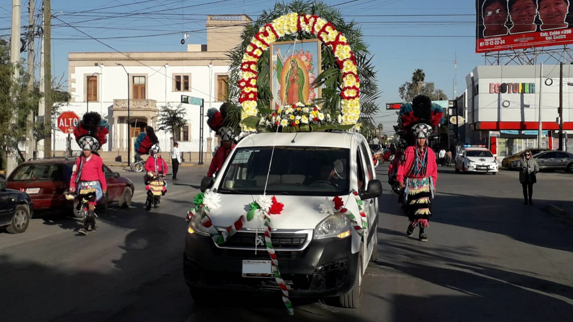 Cerca de 10 mil personas han peregrinado a la Virgen de Guadalupe en Torreón
