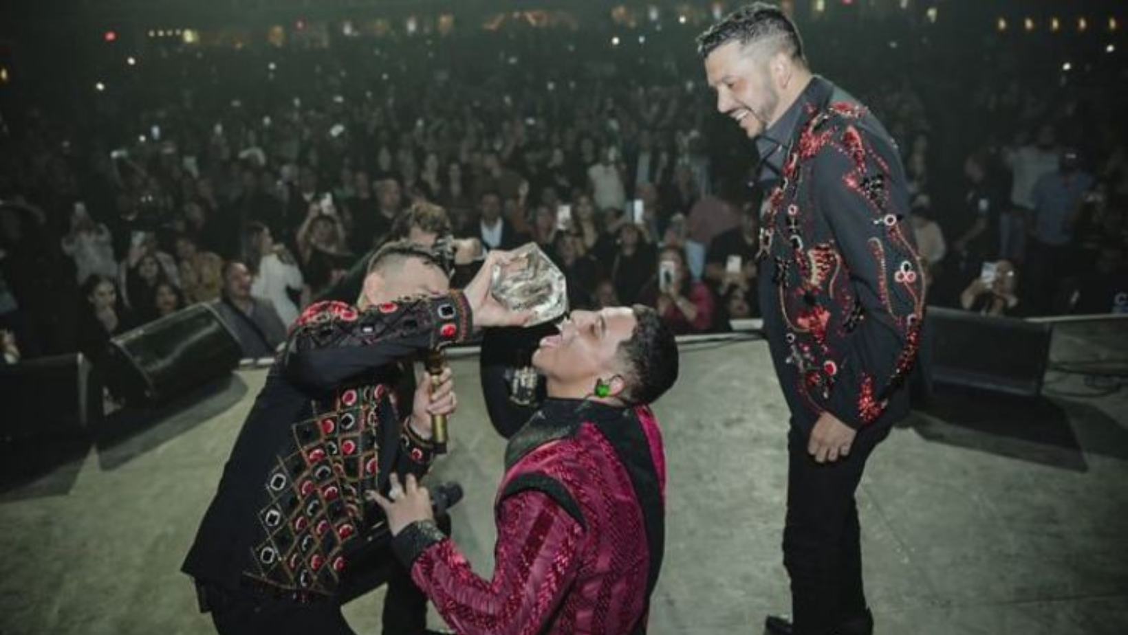 Luis Ángel 'El Flaco' y 'El Yaki' dan por terminada su gira The X Tour