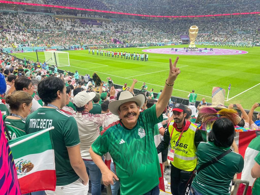 Armando Guadiana, presente en el partido de futbol de México-Arabia Saudita