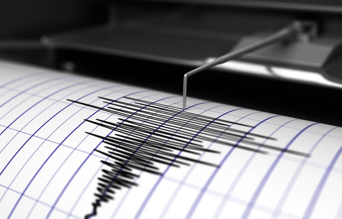 Sismo de magnitud 5.7 sacude la isla indonesia de Java