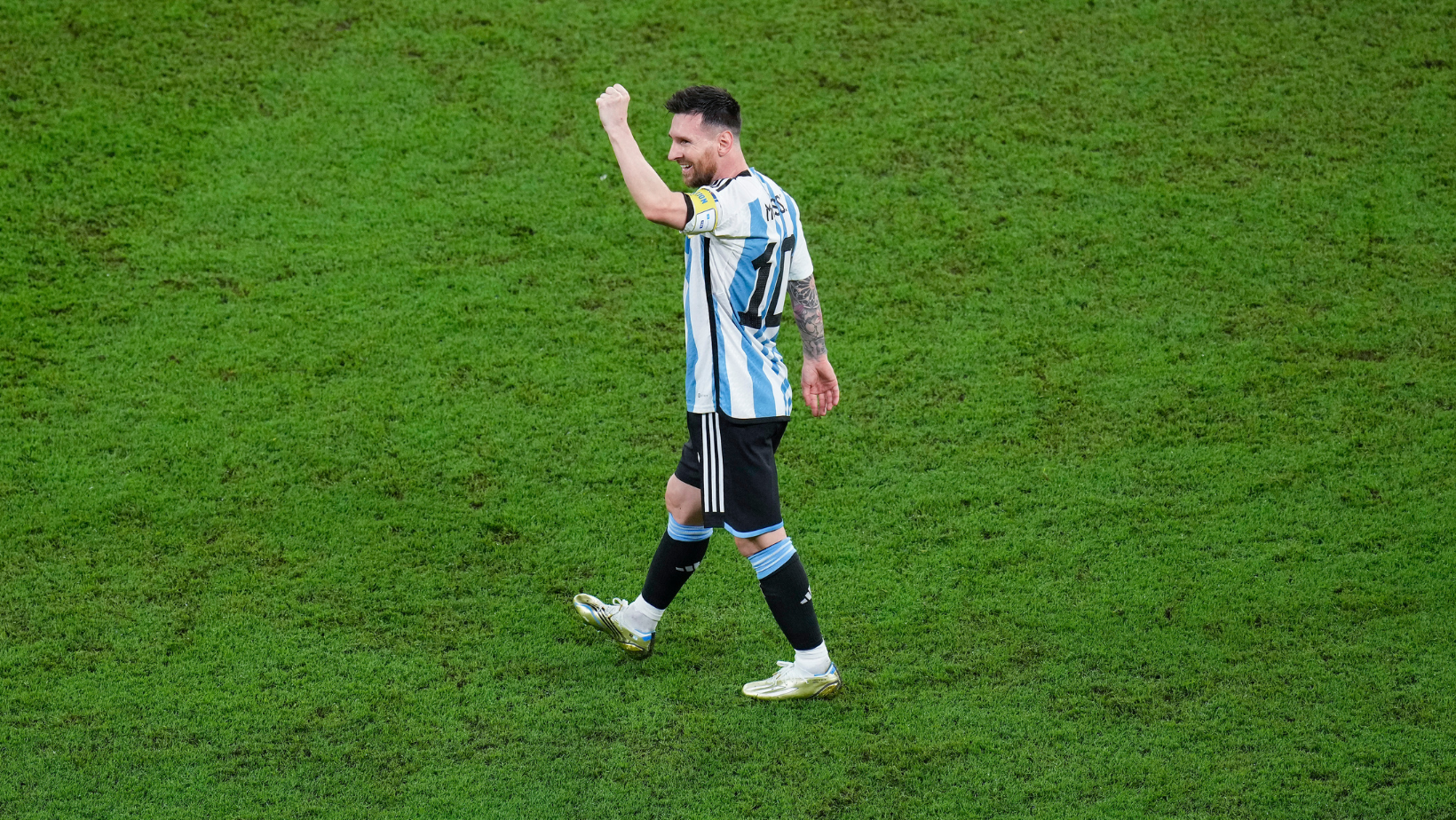 Lionel Messi marca gol en su partido número 1000 como profesional 