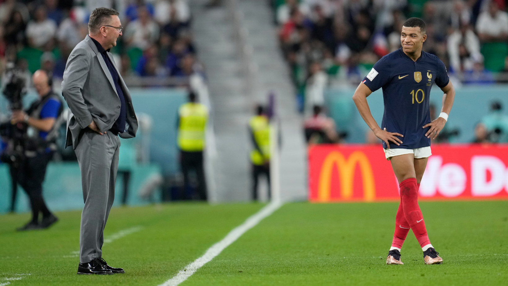 ¿El relevo de Messi o de Lewandowski? Entrenador de Polonia aplaude el trabajo de Kylian Mbappé