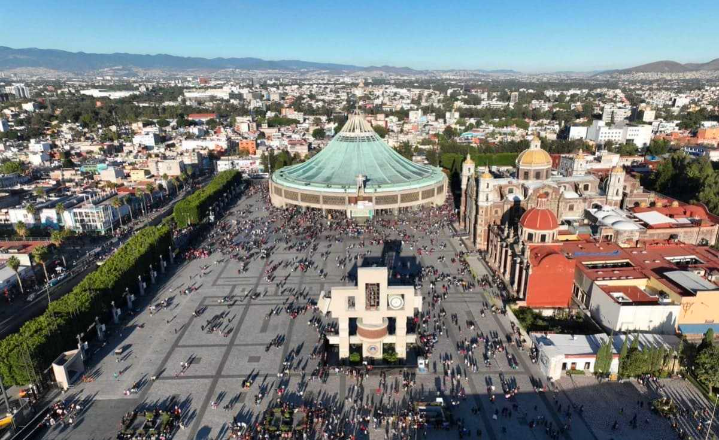 Comienzan a llegar peregrinos a la Basílica de Guadalupe en CDMX