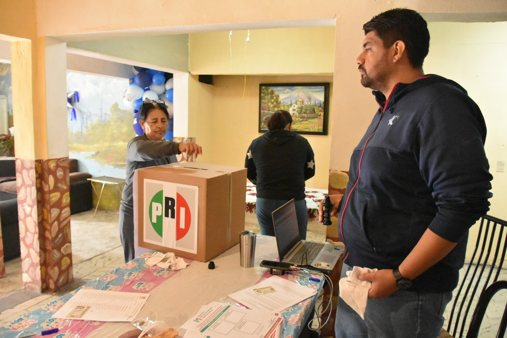 PRI celebra la participación en las elecciones internas en Monclova
