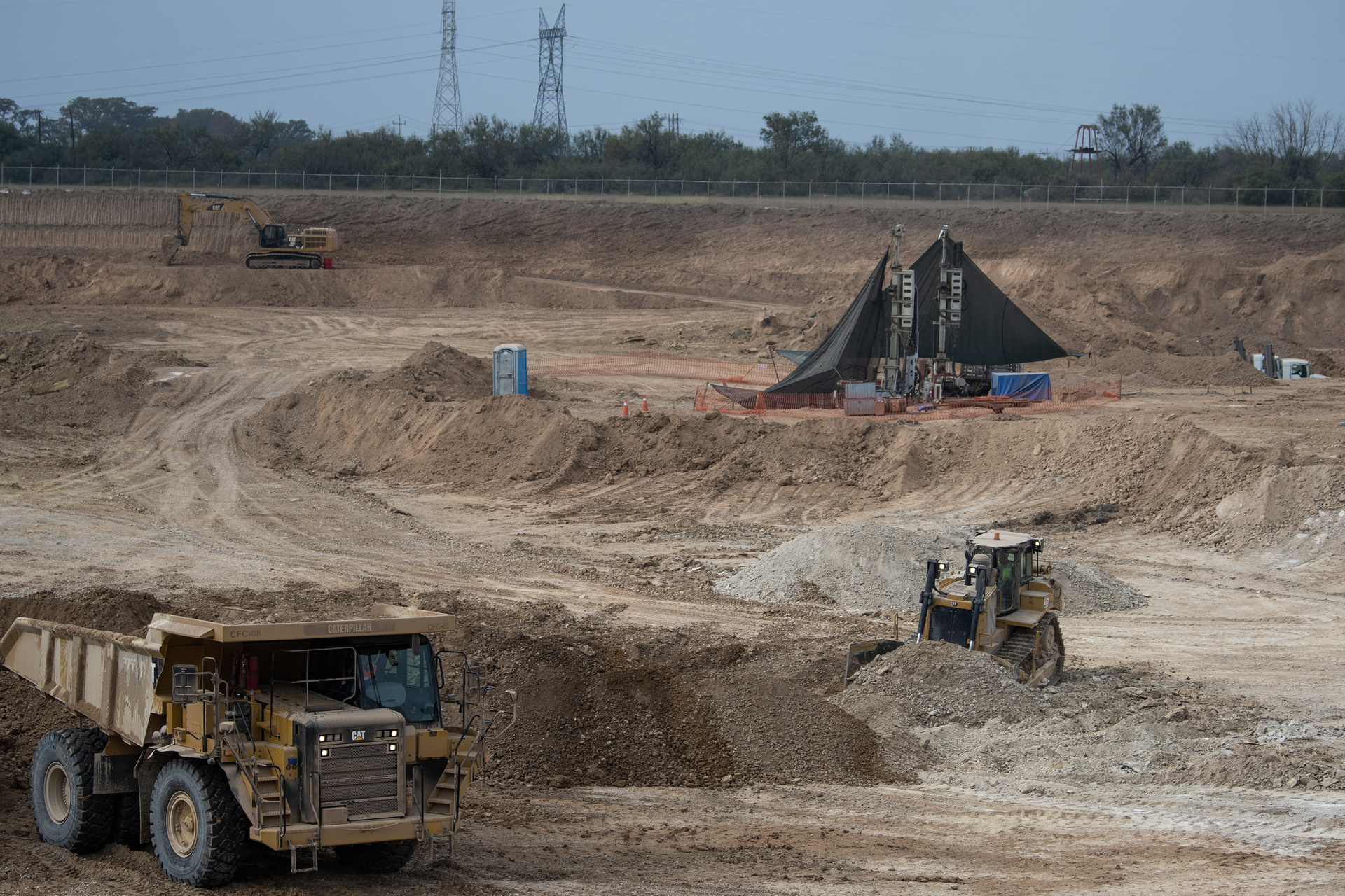 Presenta CNPC y CFE avances del proyecto de búsqueda y recate de mineros en El Pinabete