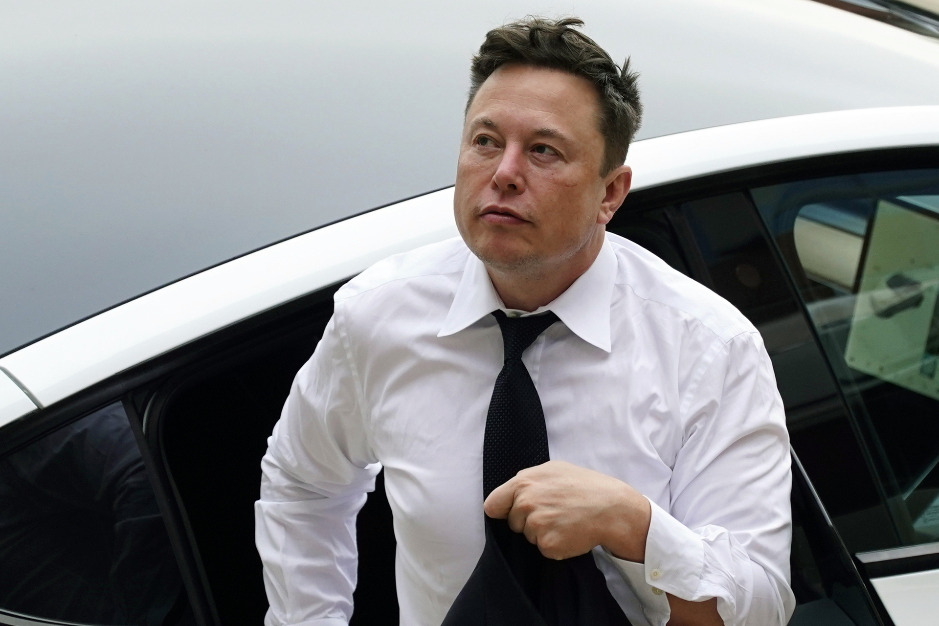 Elon Musk debe renunciar a jefatura de Twitter según la encuesta que convocó