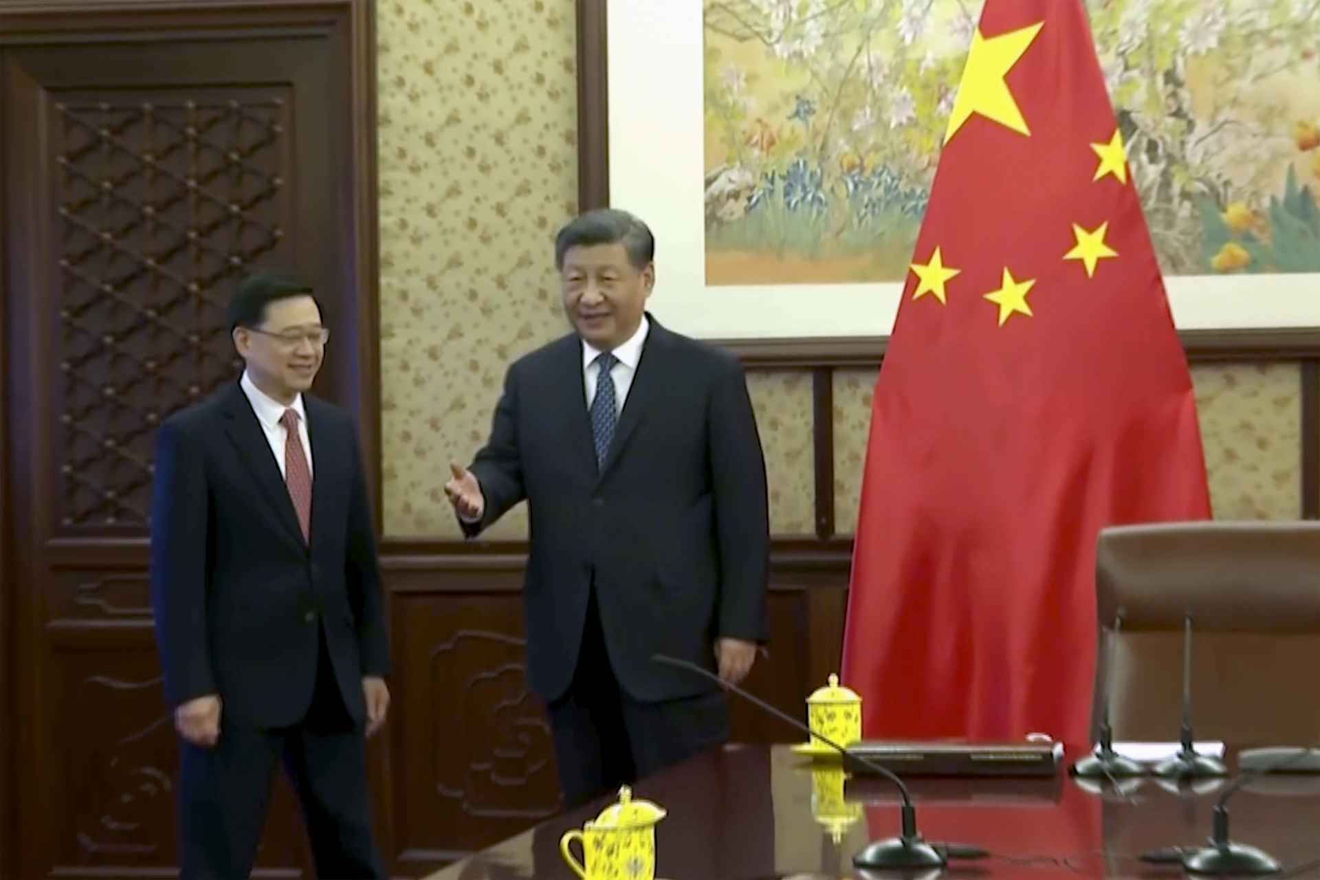 Xi Jinping reafirma compromiso de respetar el principio de gobernanza para Hong Kong