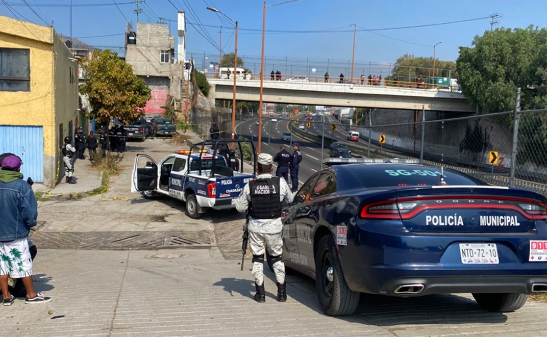 Ladrones asesinan a policía que intentaba recuperar camioneta robada en Ecatepec