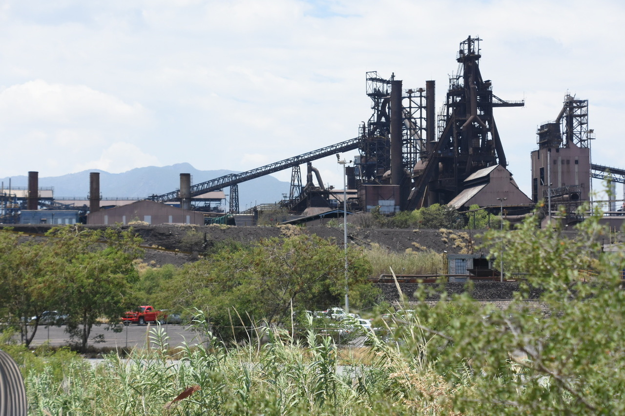 La siderúrgica mantiene una permanente búsqueda de esquemas de financiamiento con empresas internacionales. (Foto: SERGIO A. RODRÍGUEZ / EL SIGLO COAHUILA)
