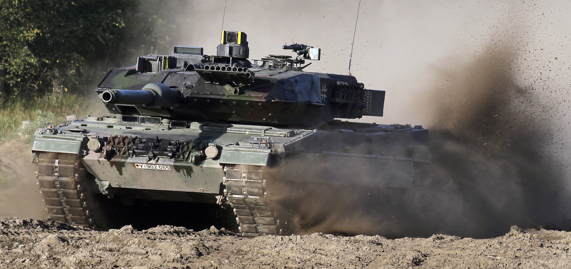 Parlamento Europeo insta a Alemania a entregar tanques Leopard a Ucrania
