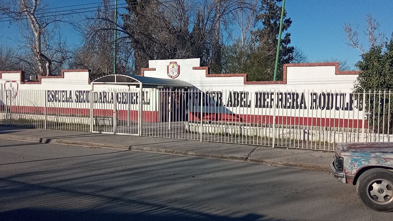 La presunta agresión ocurrió en la escuela secundaria general 'Abel Herrera Rodulfo' de la colonia San Joaquín, en Piedras Negras. 