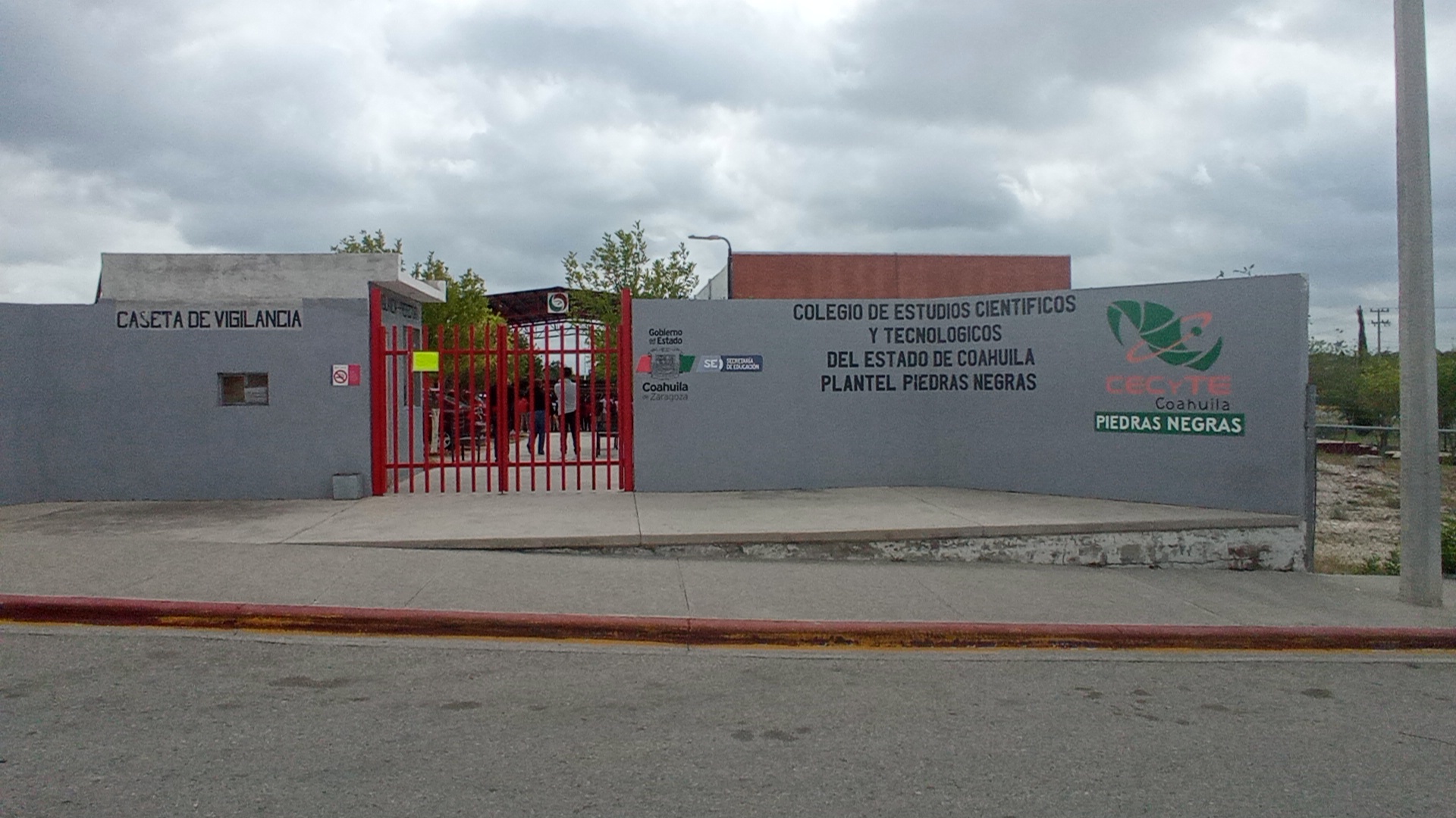 La actividad se realiza por parte de la Secretaría de Educación. (Foto: RENÉ ARELLANO / EL SIGLO COAHUILA)