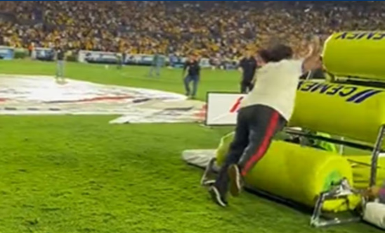 VIDEO: El show del entretiempo de la final Tigres - Chivas se robó el protagonismo