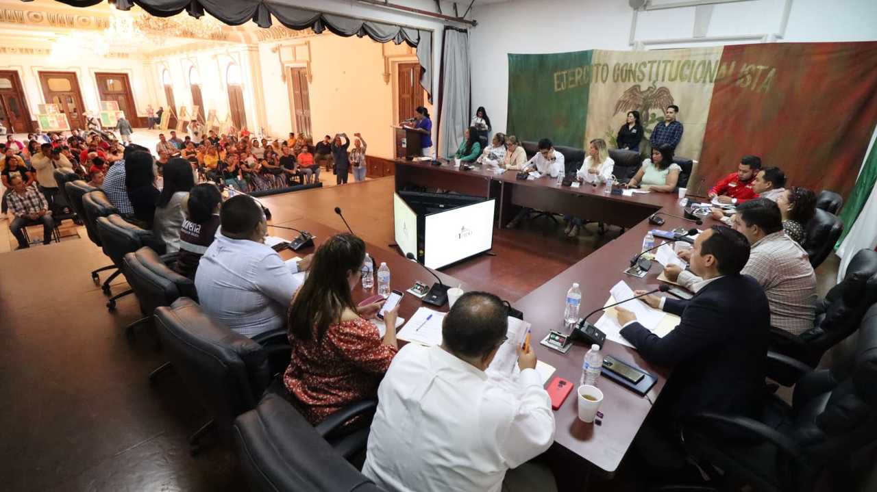 A través de Cabildo abierto, propuestas de ciudadanos se pueden convertir en política pública.
