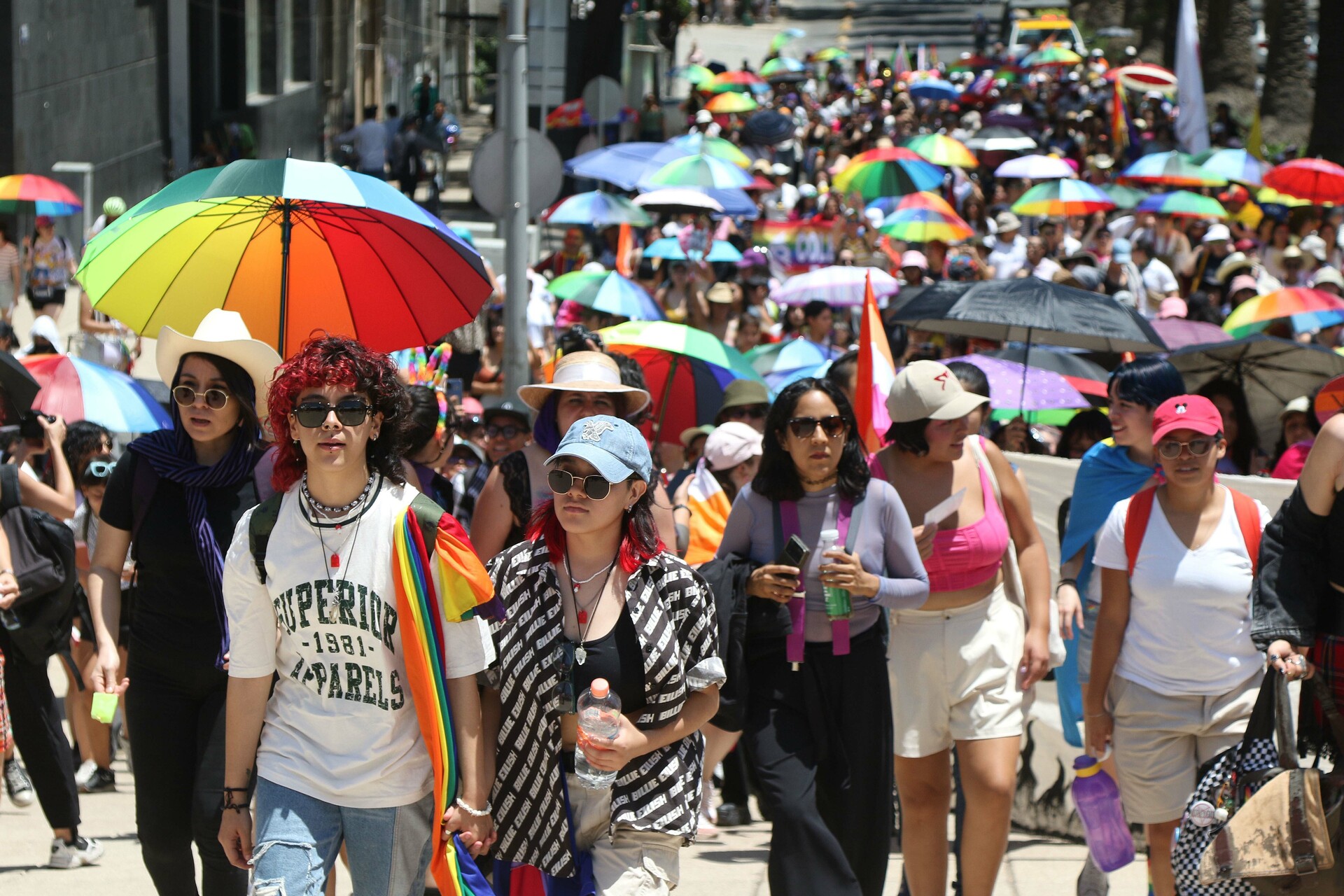 Celebran tercera edición de Marcha Lencha en la CDMX, en defensa de la diversidad