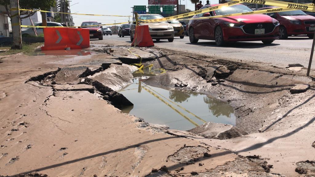 Se registra fuga de aguas residuales en Independencia y Abastos en Torreón