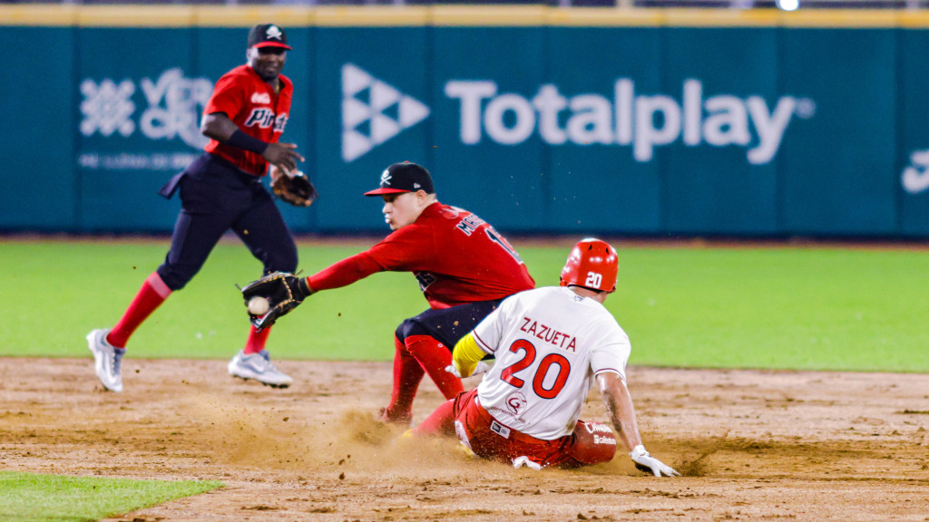 Piratas de Campeche empatan serie ante el Águila de Veracruz