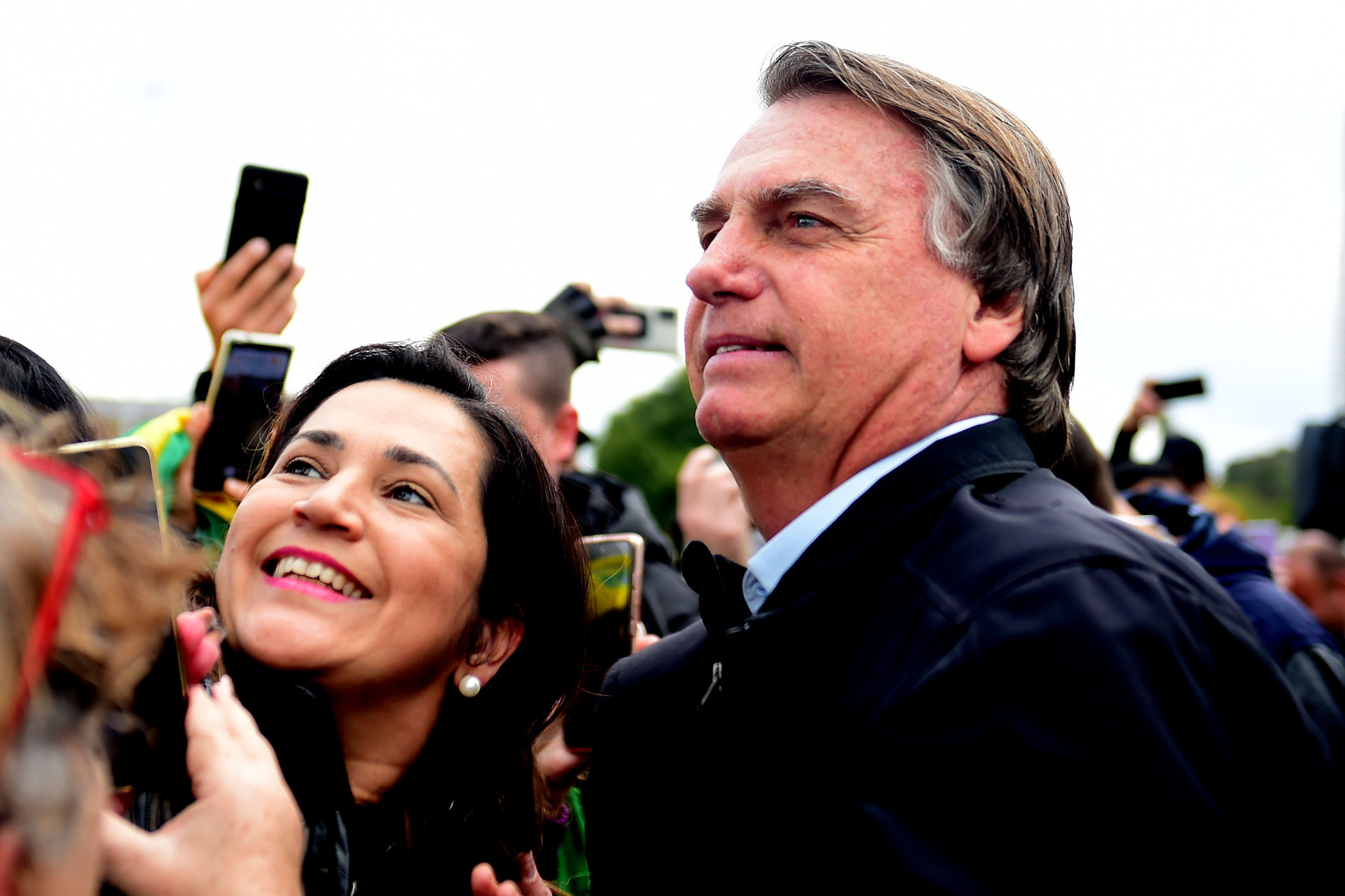 Bolsonaro declara interés por competir en presidenciales de 2026