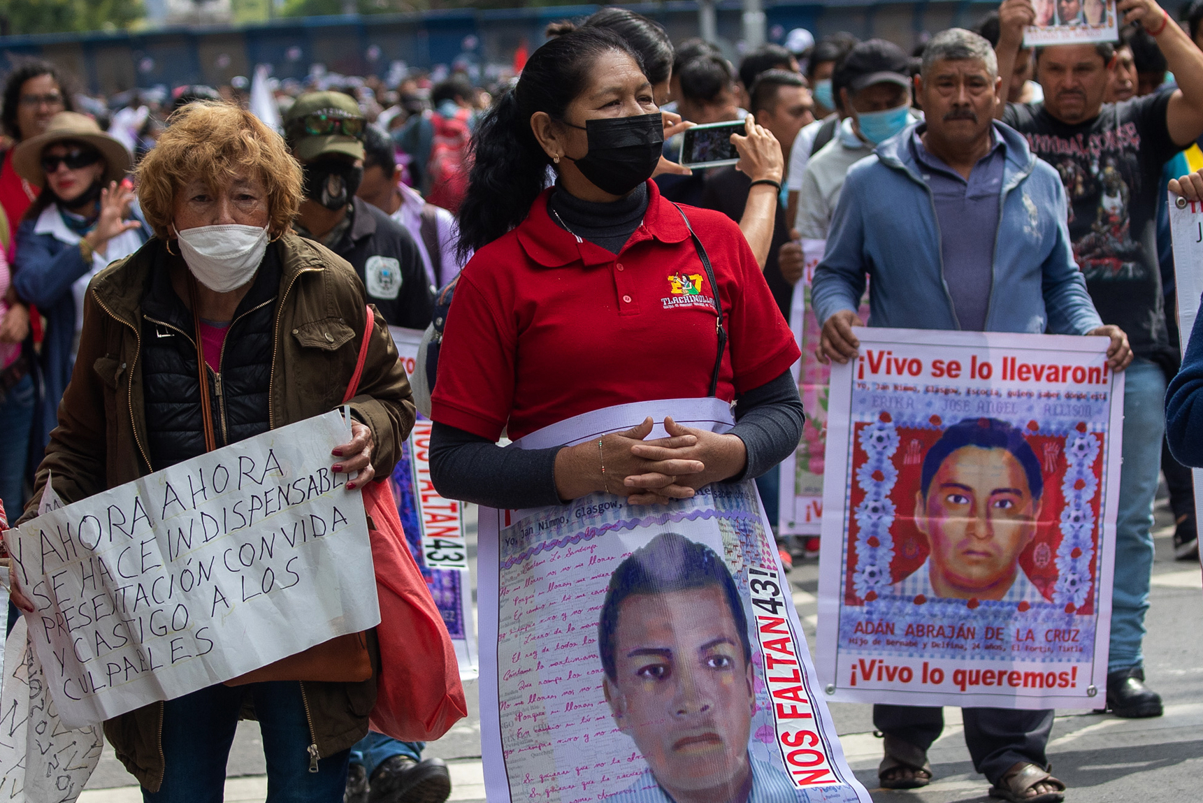 Dictan formal prisión para ocho militares por el caso Ayotzinapa