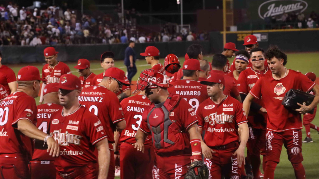 Diablos Rojos del México empareja serie ante Tecos de los Dos Laredos