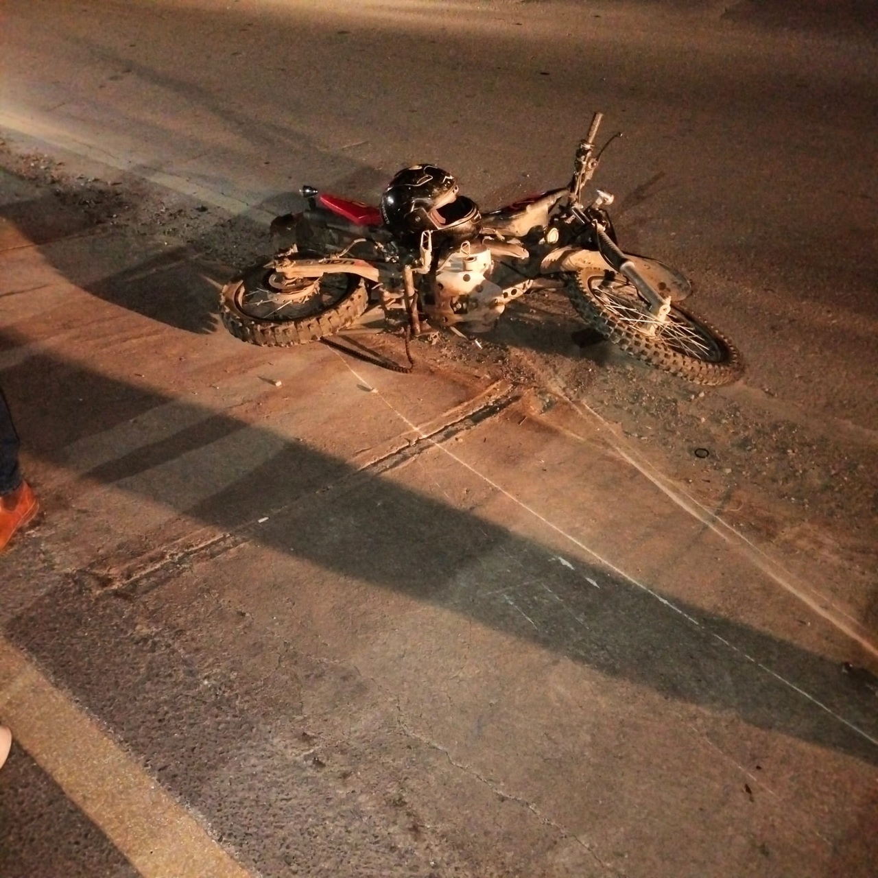 Motociclista Derrapa Y Termina Lesionado En Torre N