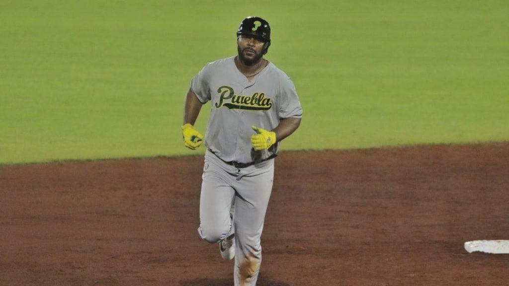 Chris Carter guía a la victoria a los Pericos de Puebla