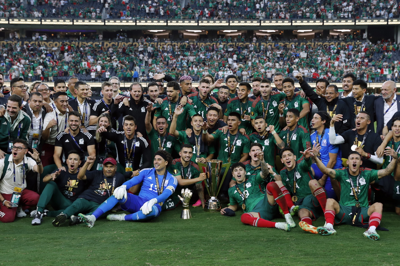 La Selección Mexicana venció ayer 1-0 a Panamá para conquistar su noveno título de la Copa Oro bajo el actual formato (12 en total).