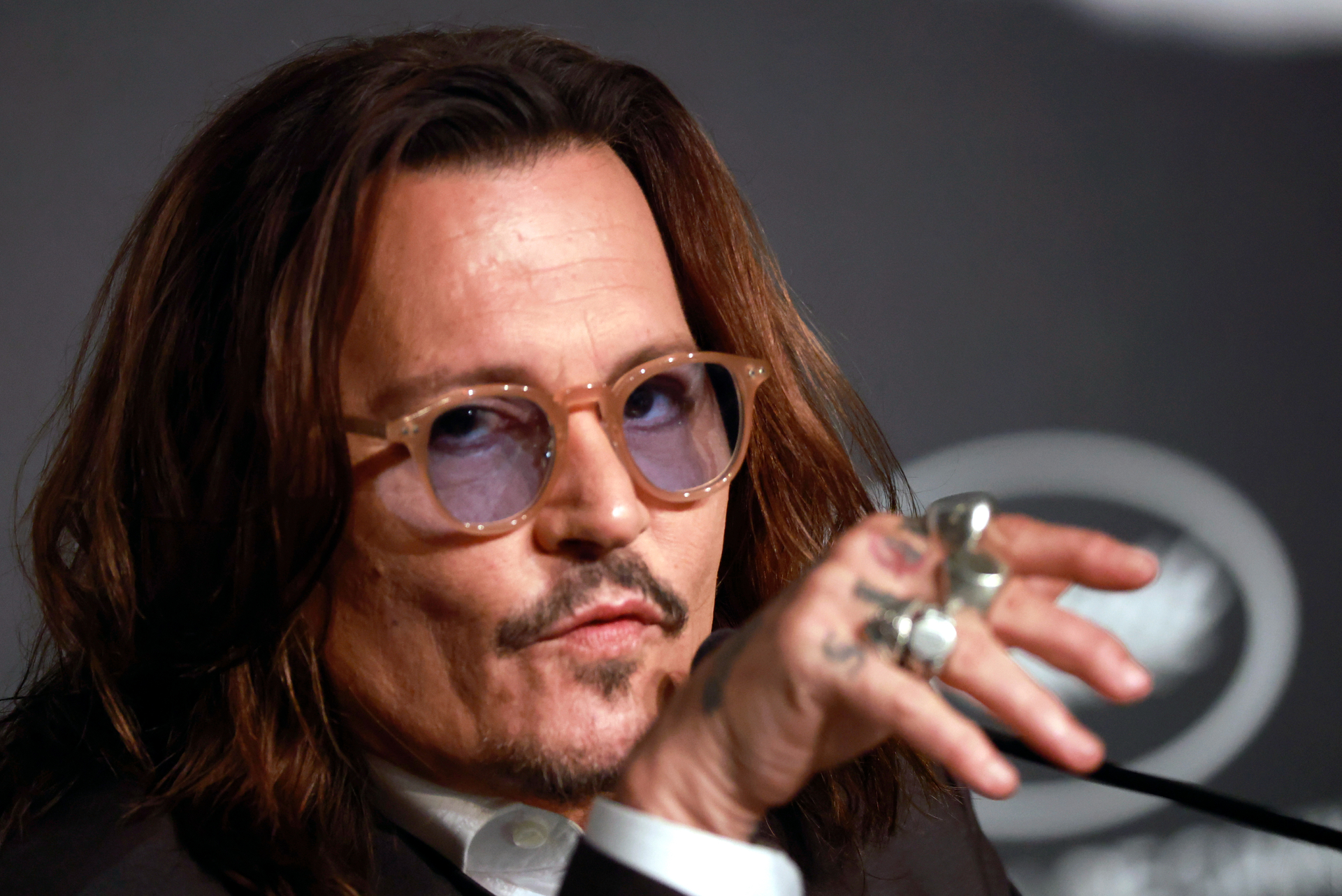 Revelan posible causa del desmayo de Johnny Depp
