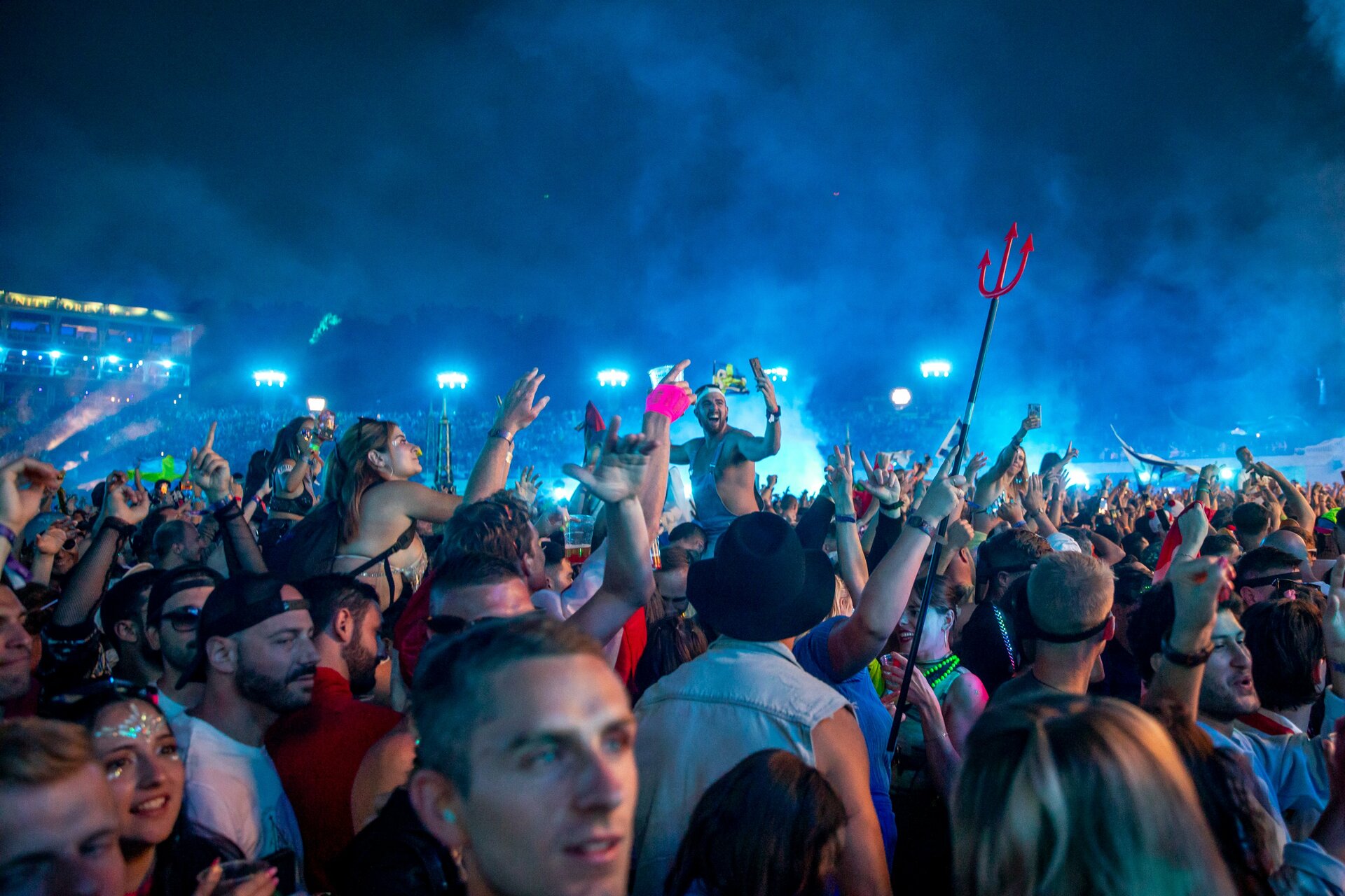 Arrestan a 37 personas por tráfico de drogas en festival Tomorrowland