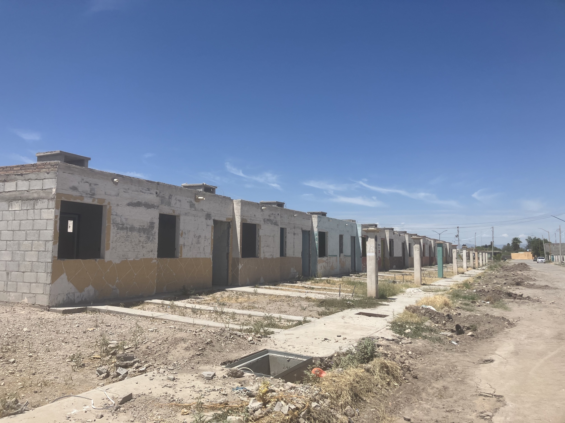 En Madero, constructoras recuperan viviendas que fueron invadidas