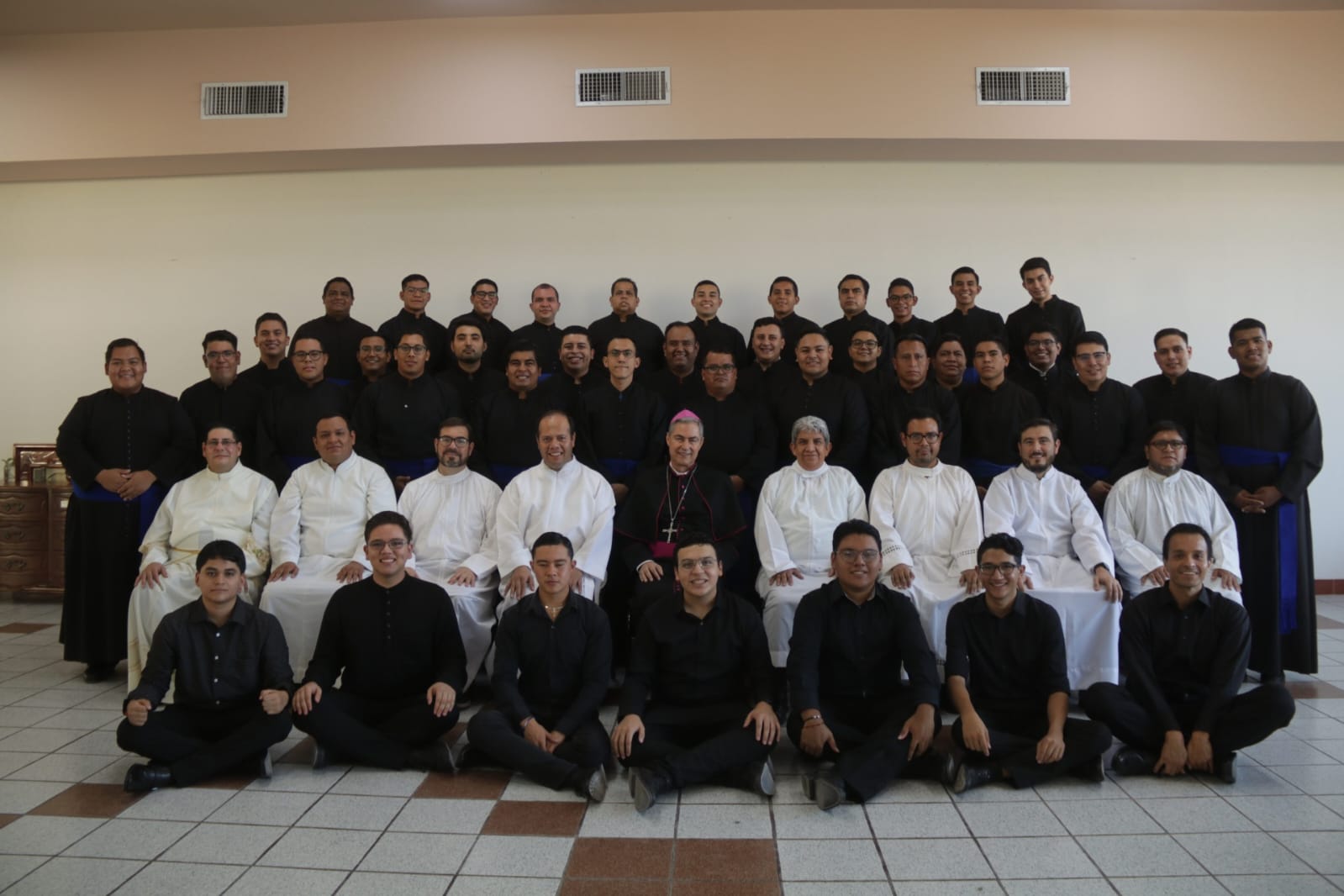 Baja interés de jóvenes por ingresar al Seminario de Torreón