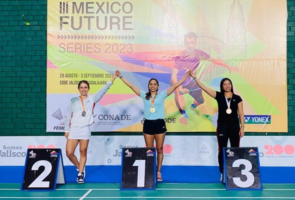 Con tres medallas de oro, México domina Serie Internacional de Bádminton